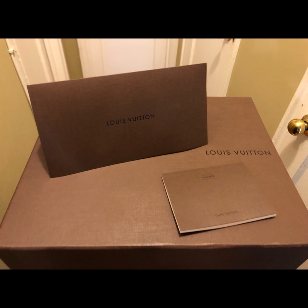 Brand new Authentic LV boots - Picture 8 of 12